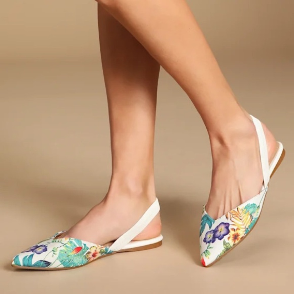 Lulus Mae White Floral Print Pointed Toe Slingback Flats | Size 6 | Like New - Picture 3 of 13